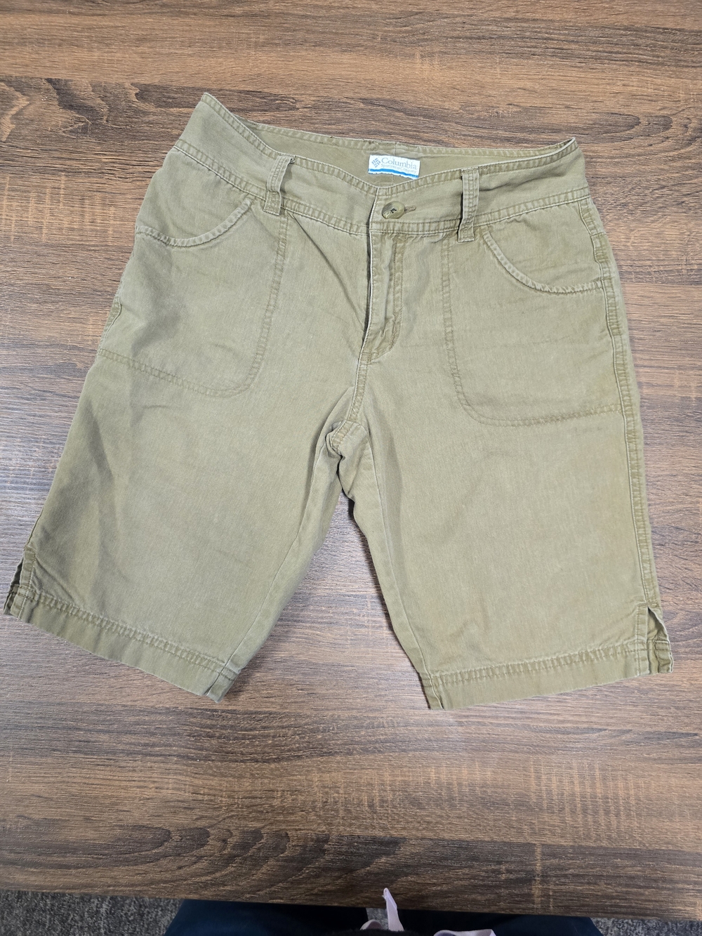 Columbia Women's Khaki Outdoor Hiking Shorts Size 2